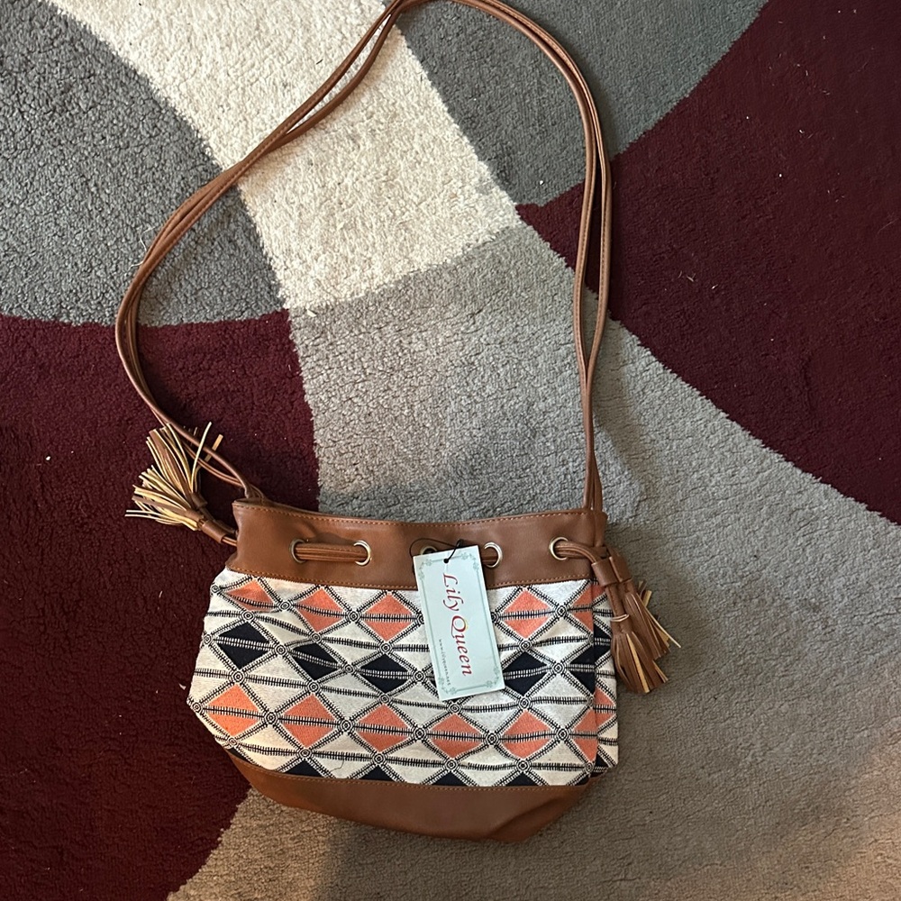 Tan and Cream Geometric Shoulder Bag